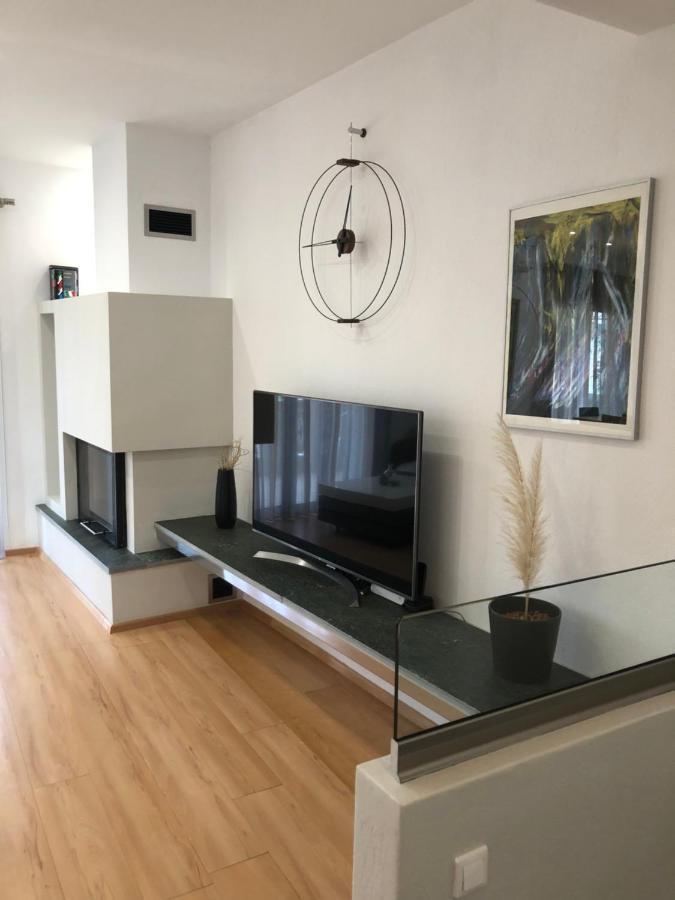 העיירה סקיאתוס Vanessa House Luxury Apartments מראה חיצוני תמונה