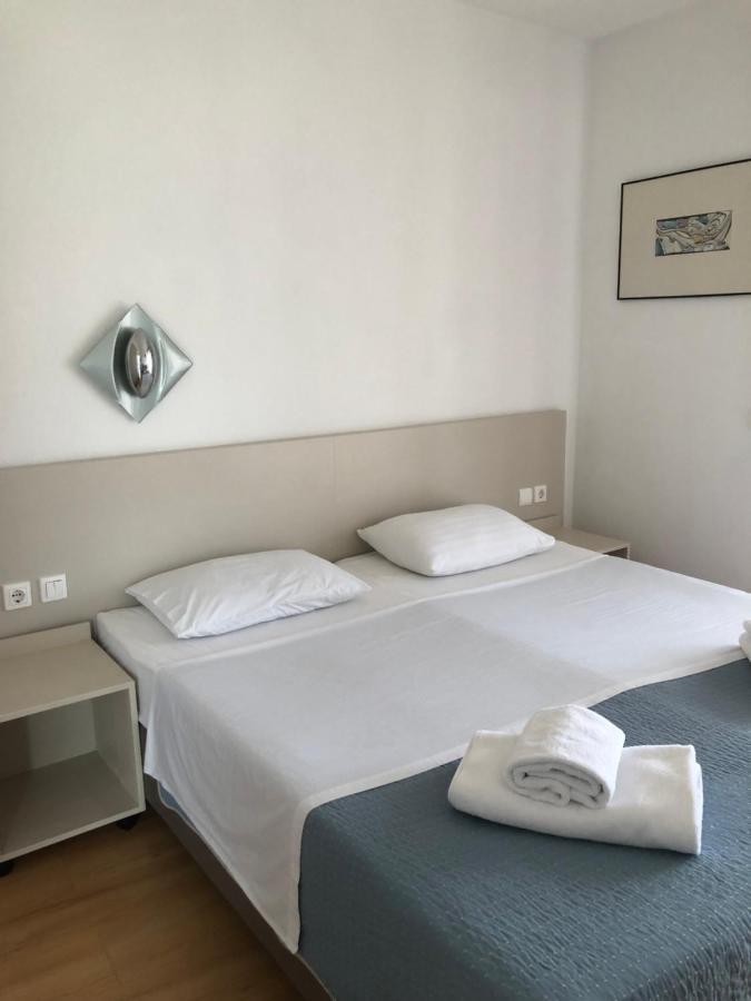 העיירה סקיאתוס Vanessa House Luxury Apartments מראה חיצוני תמונה