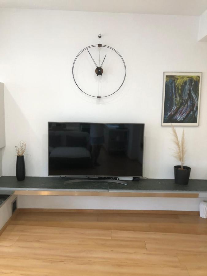 העיירה סקיאתוס Vanessa House Luxury Apartments מראה חיצוני תמונה