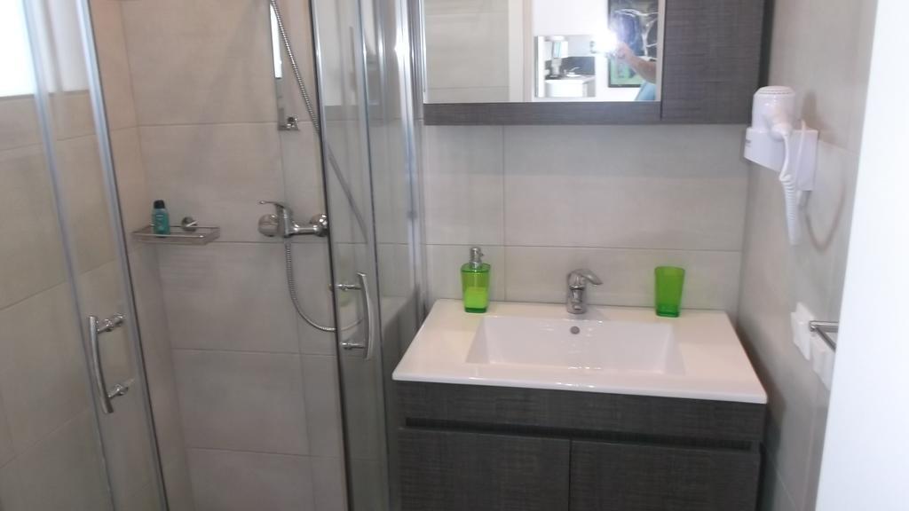העיירה סקיאתוס Vanessa House Luxury Apartments מראה חיצוני תמונה